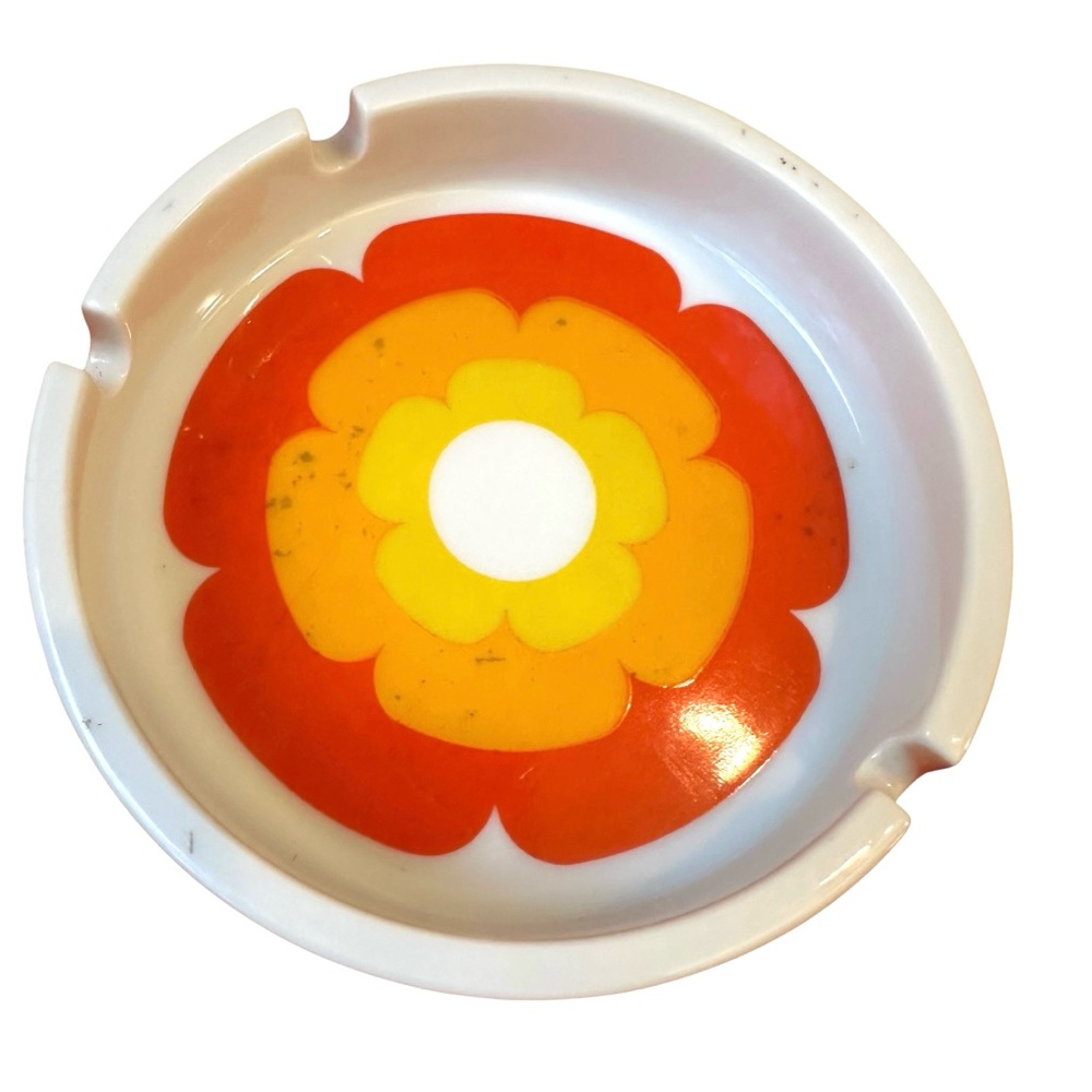 70’s Hippy Flower Design Ashtray